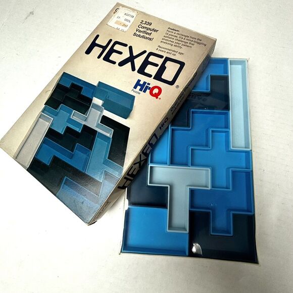 2 Vintage Hi-Q Puzzles Hexed & Squaring Circles Peter Pan Playthings Games NEW - Picture 3 of 5